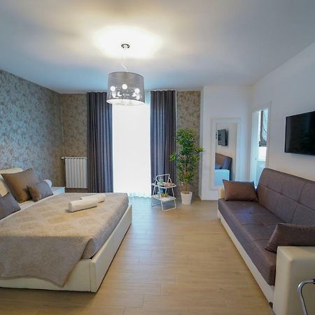 Wojtyla Airport Bari Bed & Breakfast Exterior foto
