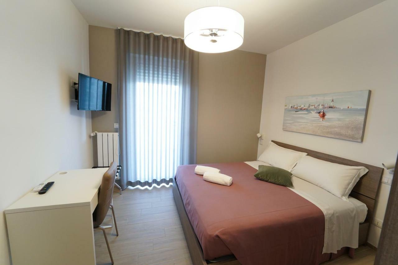 Wojtyla Airport Bari Bed & Breakfast Exterior foto