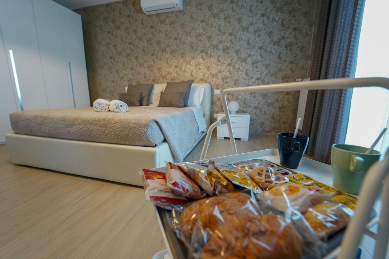 Wojtyla Airport Bari Bed & Breakfast Exterior foto